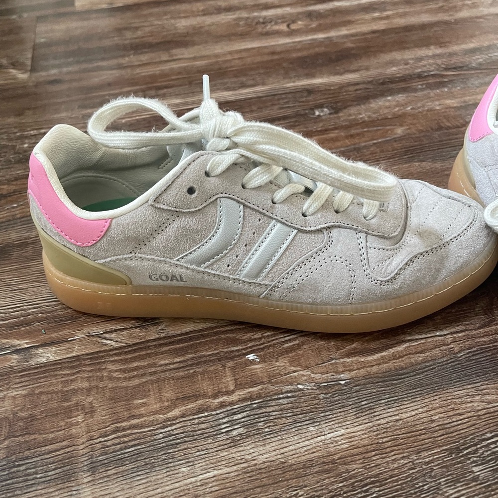 Coolway Beige Suede Sneakers with Pink Heel Accent